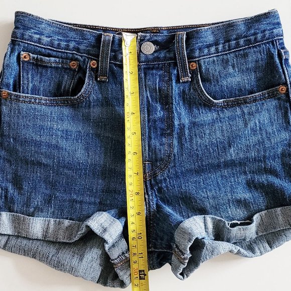 Levi’s White Oak Cone High Rise Denim Shorts - Size 27 - Picture 11 of 12